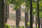 Bronckhorststraat, trappenhuizen met glas-in-loodramen.
<br/>
Paul Paris, mei 2014
